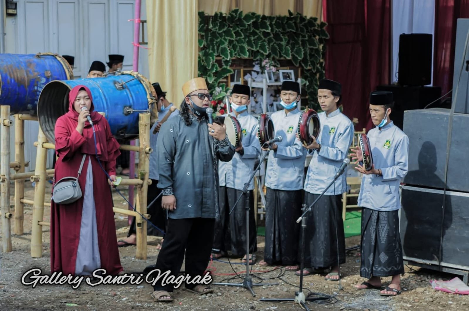 Penampilan Tim Hadroh Santri