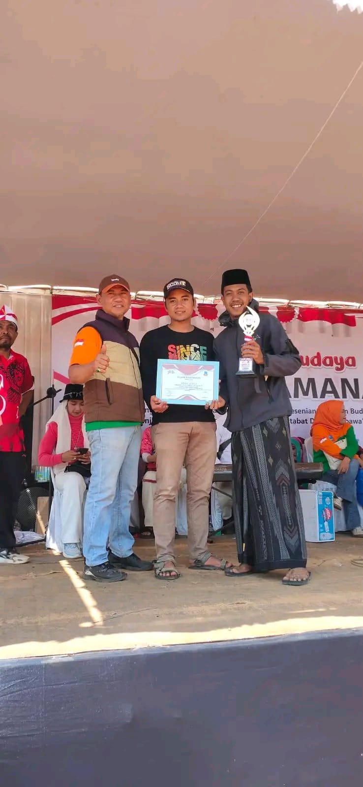 Juara Lomba Cerdas Cermat SMP